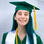 Undergraduate Jessie Miller Wins Thomas Osgood Outstanding Senior Award